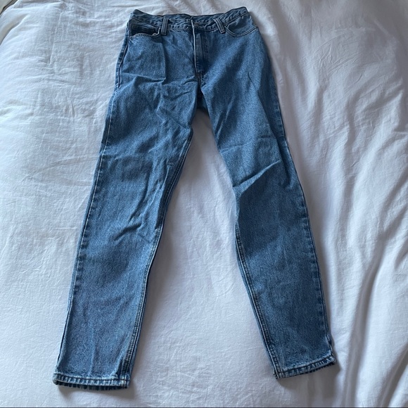 Carly Light Wash Jeans - Picture 2 of 4